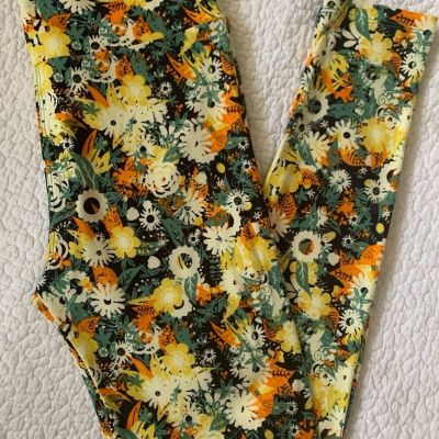 LuLaRoe Leggings OS Yellow Green Cream Black Flowers Floral  2016