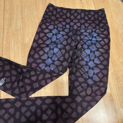 North Face Women's Size M Contoured Tech Leggings Workout Yoga 7/8 Ankle