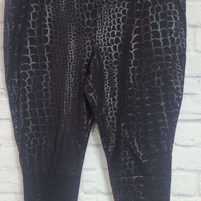 Torrid Patterned Capri Leggings Women's Plus 4X Black Stretch