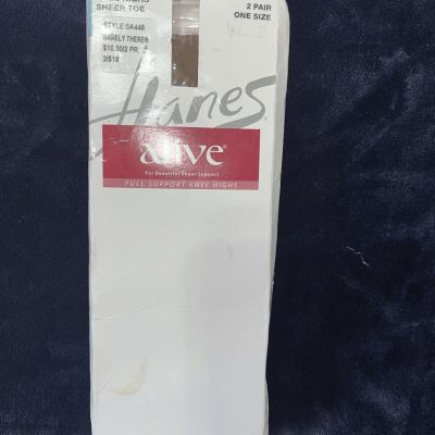 Hanes 0A446 Alive Full Support Sheer Knee High 2-Pack OS Barely There USA Made