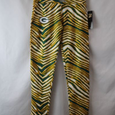 NWT NFL Women's Yellow/Green Patterned Green Bay Packers Graphic Leggings sz S