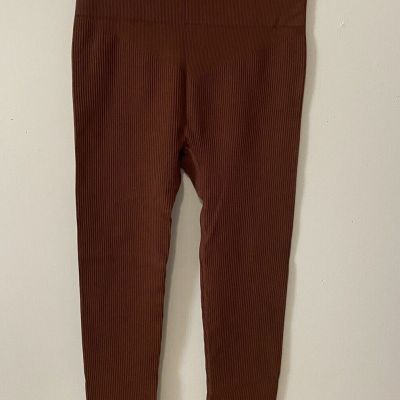 Women’s High Waisted Brown Ribbed Yoga/Exercise Leggings Size Large