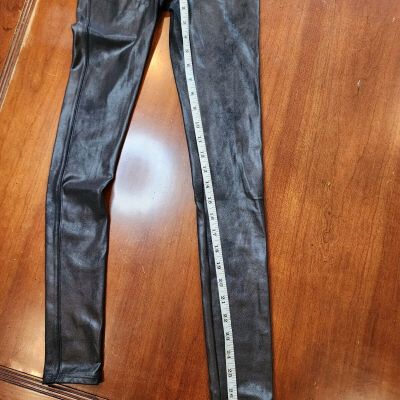 Spanx Faux Leather Ankle Length Black Leggings Women's Size Small