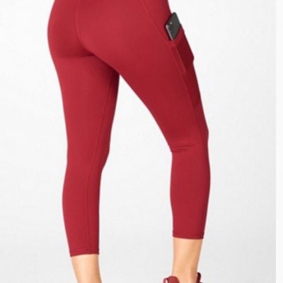 Fabletics On-The-Go PowerHold High-Waisted High Rise Capri Leggings Size Medium