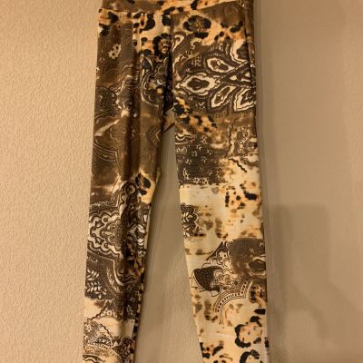 NWOT Liquido Leggings Size P/S Abstract Leopard Gold Brown Yoga Exercise Lounge