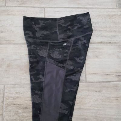 Fabletics On-The-Go PowerHold  High-Waisted Legging Women's Camo Workout Gym S