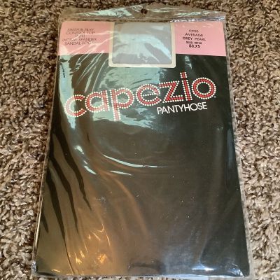 Vintage Capezio pantyhose, color grey pearl, size: Average