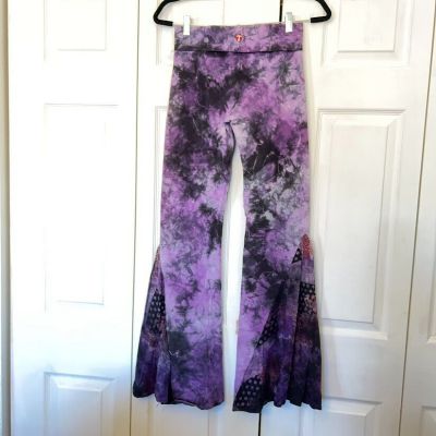 EUC T-Party Patchwork M Tie Dye Fold Over Flare Yoga Pants Purple Boho Chic