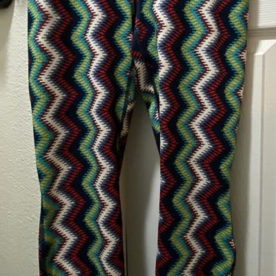 PATAGONIA High Waist Ankle Length Tight Leggings SMALL Aztec Bright Print NWOT