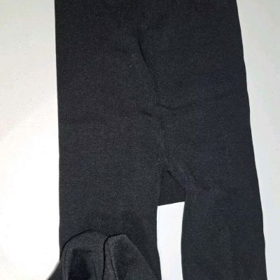 New  w/Tag Chatties Legwear Size M/L Fleece Lined Footed Tights Black