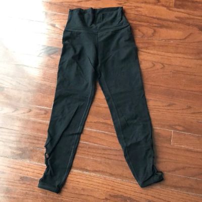 OLD NAVY Black ACTIVE 7/8 Ankle Braid Leggings