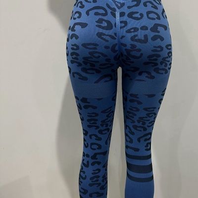 Leggings size Medium women Scrunch high waisted full length leopard print