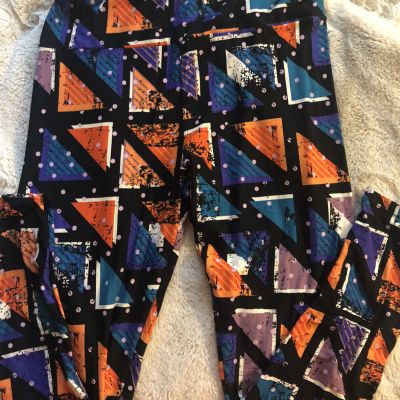 LuLaRoe Tall Curvy Leggings Womens Pants/pjs LG Black w/ design New 32”waist