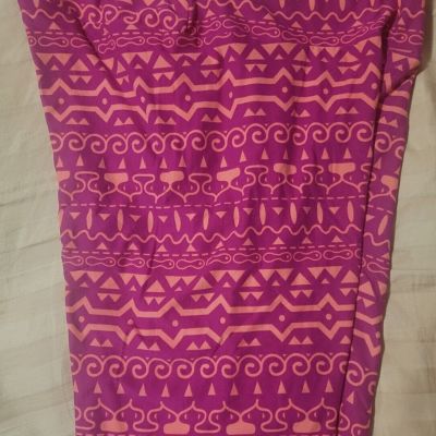 NWOT Lularoe TC Red & Peach Leggings (see color charts for more accurate shades)