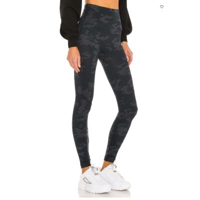 SPANX Look at me Now Seamless Leggings in Black Camo // M