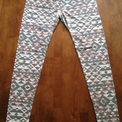 Women's Xhiliration Cropped Leggings Size M Grays/Coral