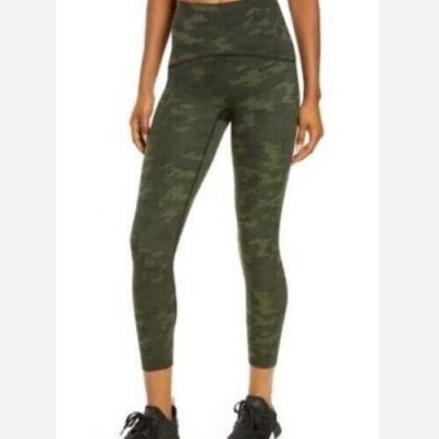 Spanx Leggings Women’s Small Green Camo Look At Me Now Seamless FL3515 Reg $68.0