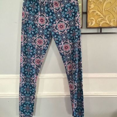 Bobbie Brooks plus size M pinks & blues floral design leggings