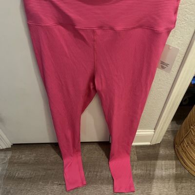 Year Of Ours ribbed legging new with tags size Xl