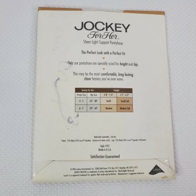 Jockey For Her Sheer Light Support Pantyhose M Antique White Control Top