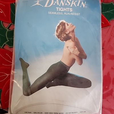 Danskin Tights Seamless Run-Resist,Size B, Black Color, New Sealed 1980's