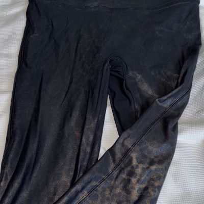 Womens Spanx High Waist Black SPANX leggings Shiny Size Medium NWoT