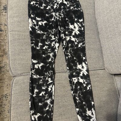 Time and Tru Women Jeggings Stretch Black Tie Dye Medium (8-10) Juniors