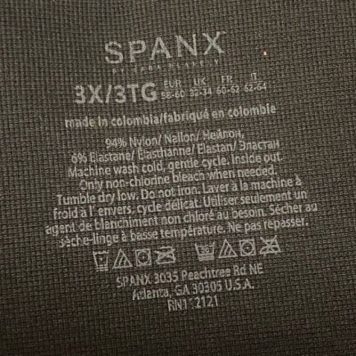 New SPANX Look At Me Now Very Black Cropped Leggings Plus Size 3X $72 MSRP