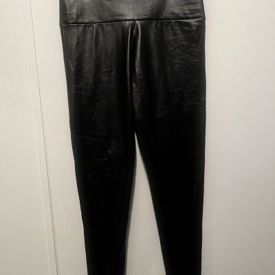 Faux Leather Leggings Black Size Large