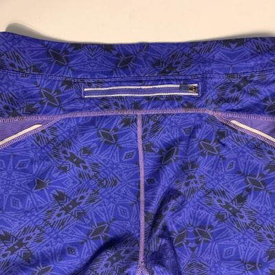 Athleta Cairo Bare to Run Cropped Leggings Size M Purple Blue Print Style 61336