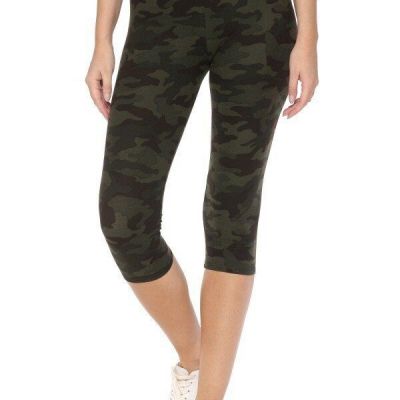 Multi-color Print, Cropped Capri Leggings In A Fitted Style With A Banded High