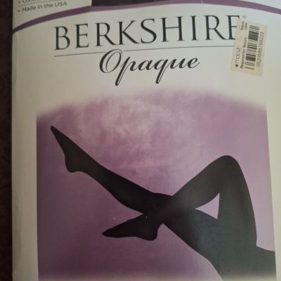 Berkshire Opaque Tights Style 4807 Cocolate Kisses Control Top Queen 3X-4X USA