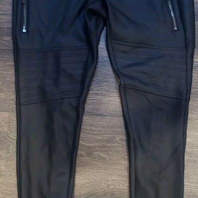 Express faux leather moto legging women size MED faux zip pocket pull on skinny