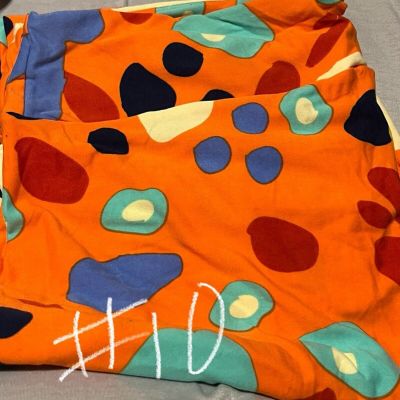 LuLaRoe TC2 Leggings - Orange W/shapes NWOT #10