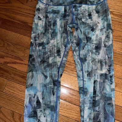 Woman’s Luluemon Leggings Size 10