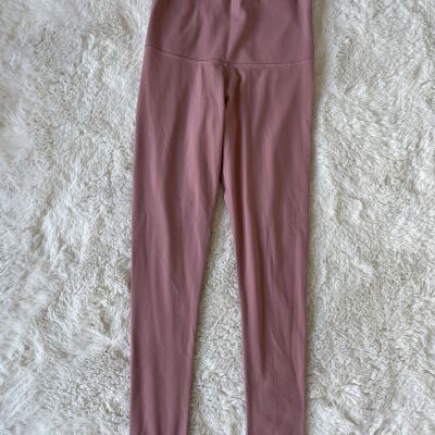 Aritzia: TNA TnAction Peach Leggings Size S