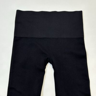 Spanx Look At Me Now Seamless Crop Leggings Very Black Medium Style #FL3515