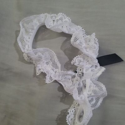Lace Garder Belt With Bow