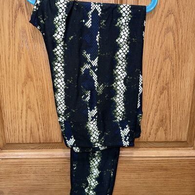 NEW LuLaRoe TC2 Leggings BLACK GREEN Wild Sexy SNAKE ANIMAL Rattle Cobra Western