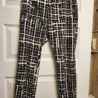 Zenergy By Chicos Pull On Stretch Leggings Size 1 Black/White Pants