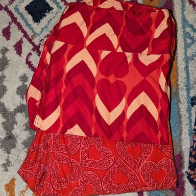 Lularoe TC Plus Size Tall & Curvy Red Valentine's Hearts Love Leggings set of 2