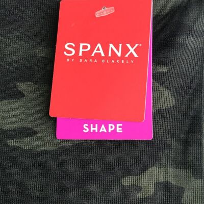 Spanx Look At Me Now Seamless Leggings Black Camo Print Size 1X - NWT
