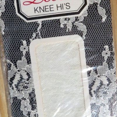 Nos Vintage 1980 USA Made Off-White Lace Knee High Nylon Stocking Socks New Wave