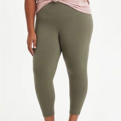 Torrid Leggings 3X (22-24) Olive Green Cropped Plus Size Capri Stretch Pants NWT