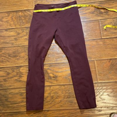 Ladie’s Medium Legging Capri