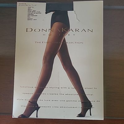 Donna Karan Essentials Sheer Control Too Pantyhose Nylons Size M Black Onyx New