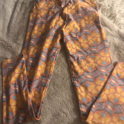 LuLaRoe OS Leggings Pants Pajamas Waist 24” inseam 25” New Comfort Stretch