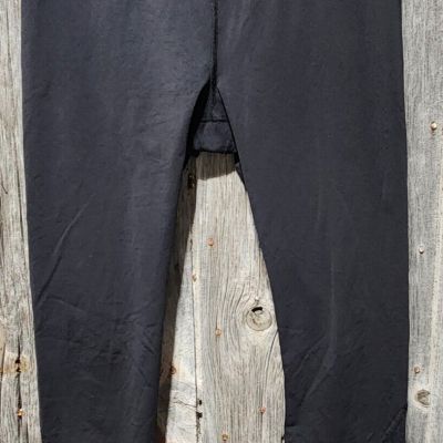 women's LULULEMON cropped LEGGINGS Black Sz 6