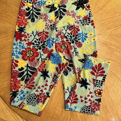 Lularoe Leggings one Size 1 Pair Soft Fabric Colorful Floral Pattern  yoga