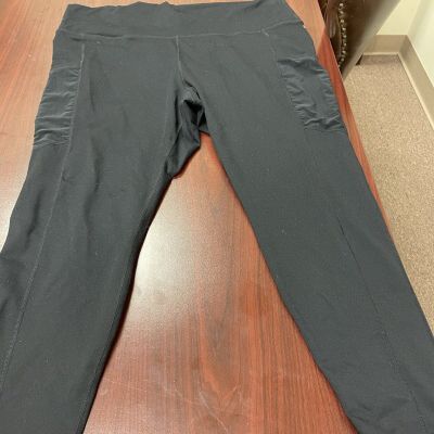 Women's Fabletics Powerhold Leggings Black Size 3x Inseam 25 Euc 6.00 Shipping